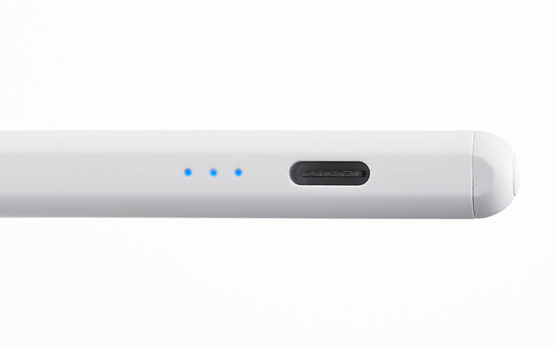 バッテリーの残量がわかるLEDランプを装備