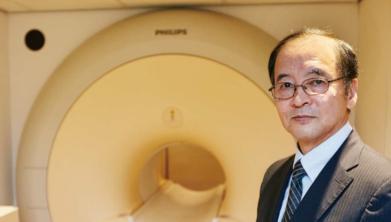MRI測定により腹部全体の内臓脂肪を算出する体積推定方式を採用 "ECLEAR 体組成計"