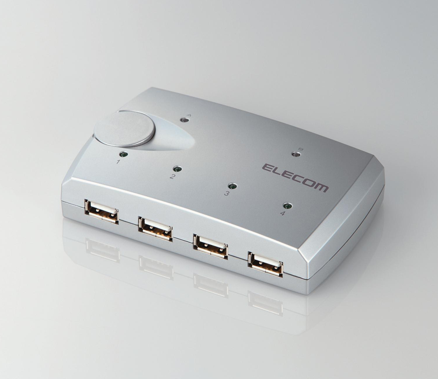 News] 4台のUSB機器を、2台のパソコンで共有し、スイッチひとつで