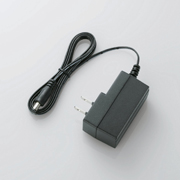 付属の電源アダプタ