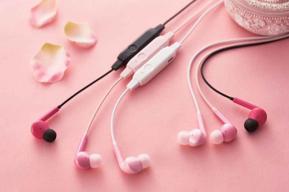 News ピンクカラー3色をラインナップ 女性に人気の Pink Pink Pink シリーズにかんたん接続のbluetooth対応ワイヤレスモデルを発売