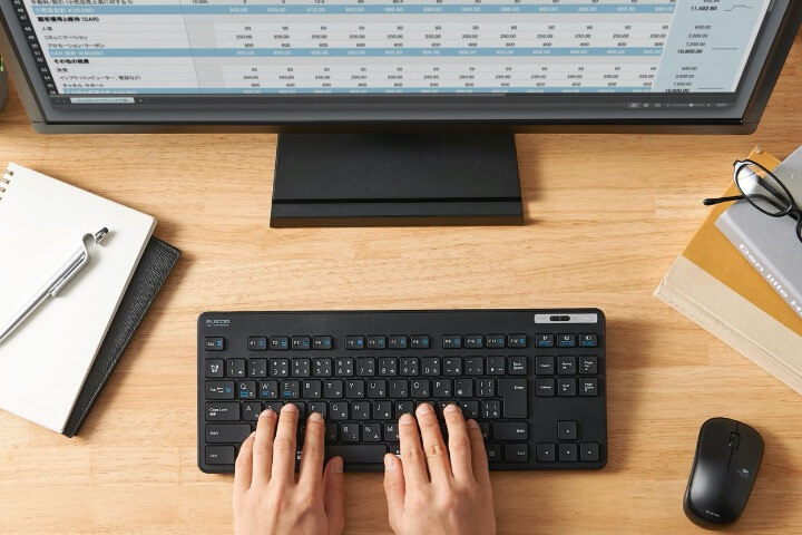 抗菌仕様の薄型Bluetooth®キーボード