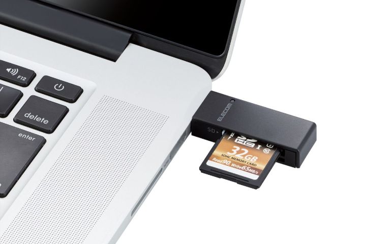 専用ドライバーなどのインストール作業が不要で、パソコンのUSBポートに接続するだけですぐに使用可能