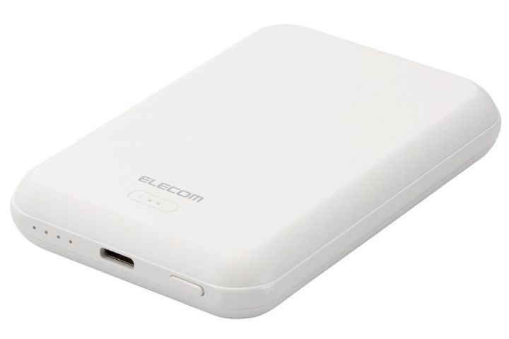 MagSafe対応iPhoneにマグネットで固定し5Wでワイヤレス充電できるモバイルバッテリー