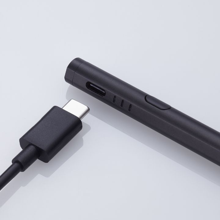 充電コネクターは、USB Type-C(TM)です