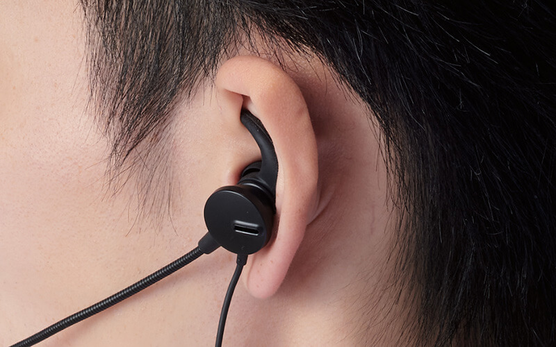 遮音性の高いカナル型イヤホンタイプ
