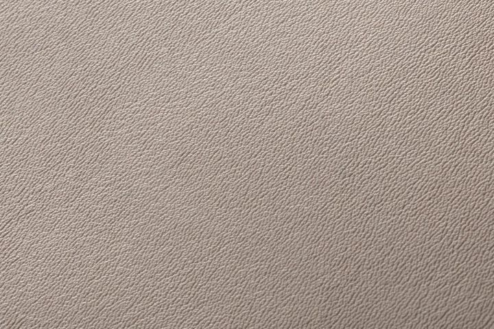 ビジネスバックをもっと軽やかに！高い機能性と無駄のないデザインにこだわったバッグを新発売