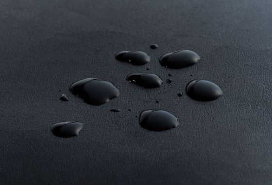 ビジネスバックをもっと軽やかに！高い機能性と無駄のないデザインにこだわったバッグを新発売