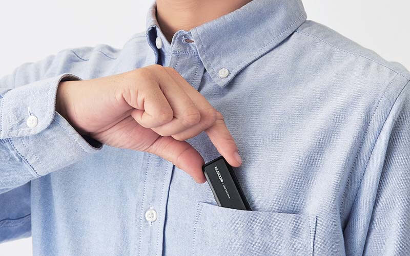 コンパクトサイズなので持ち運びも便利