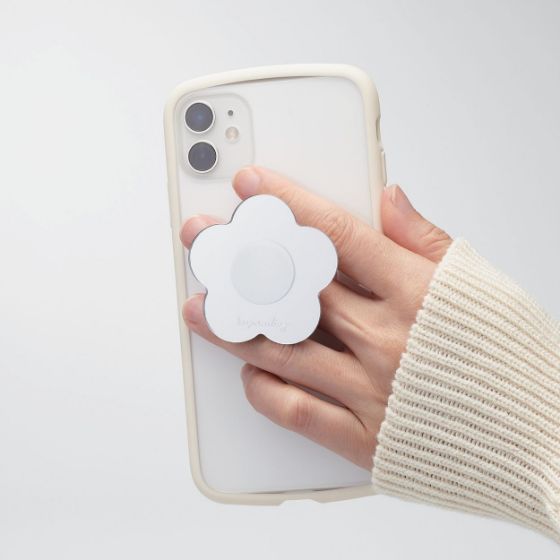 スマートフォンの落下防止やスタンドとして使える、スマートフォン用グリップ