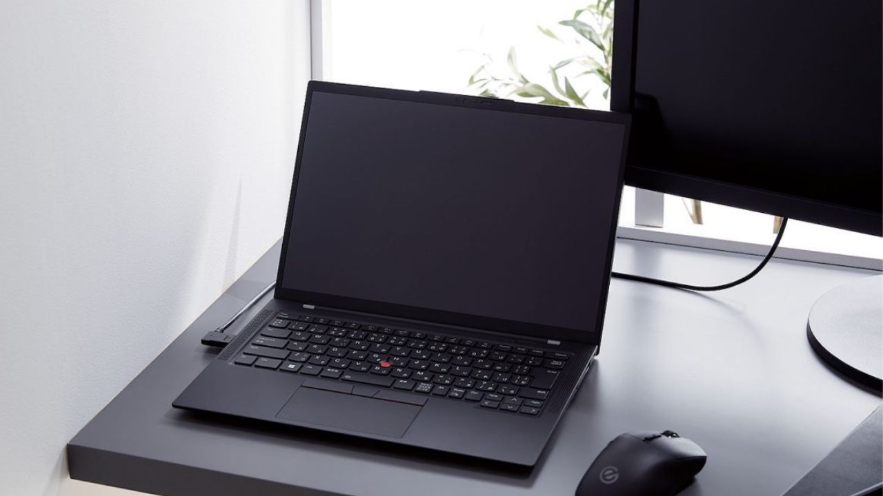 パソコン周りがスッキリまとまるL字型コネクター