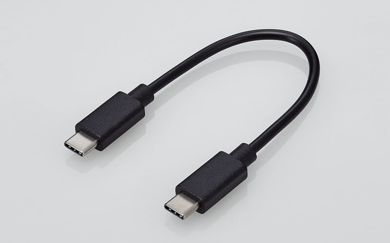 充電用ケーブルが付属