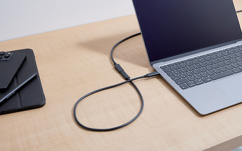 高速データ転送だけでなくUSB Power Deliveryによる充電も可能