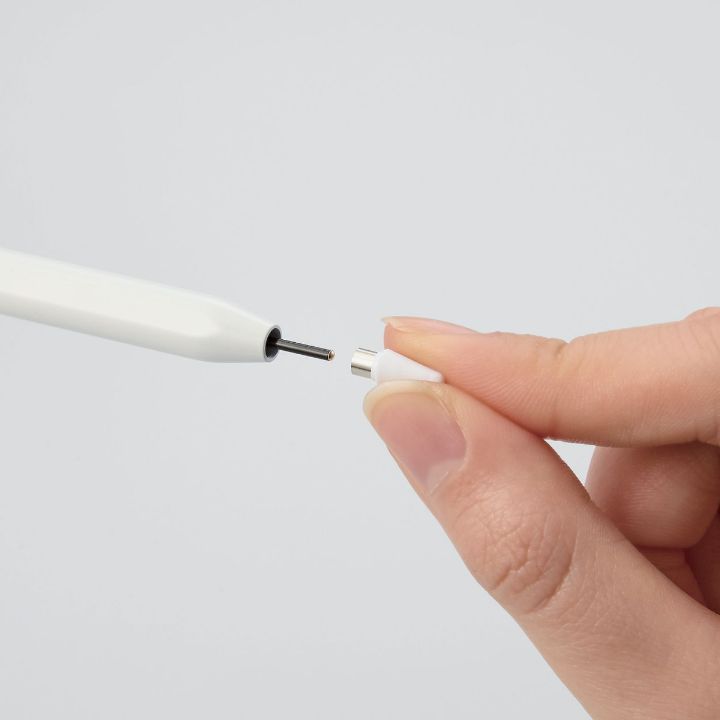 導電性に優れたポリアセタール樹脂を採用した交換ペン先