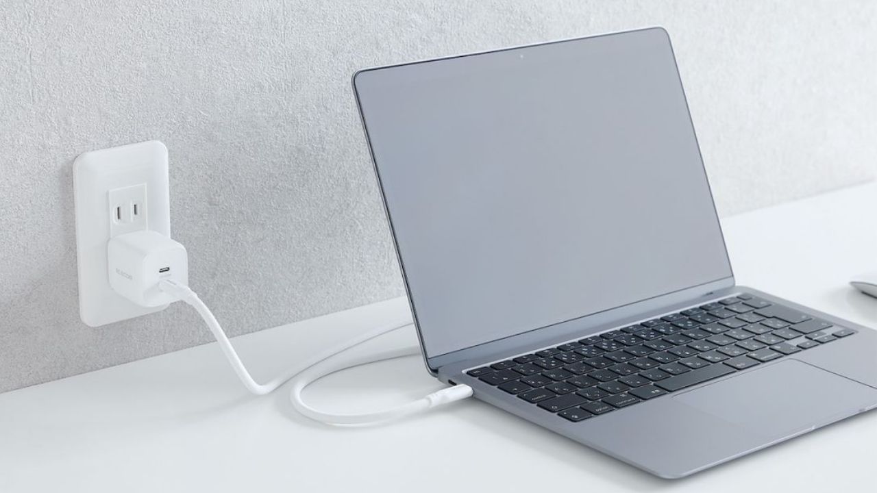 やわらかく断線しにくいシリコンメッシュタイプ