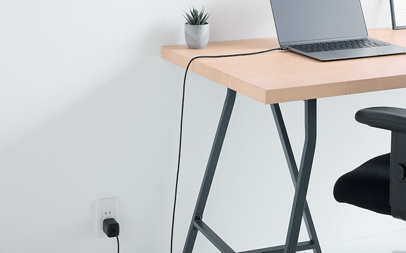 約2mの一体型ロングケーブルを採用
