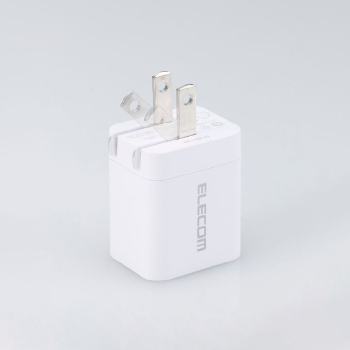 外出先で高速充電できるUSB Power Deliveryに対応のUSB AC充電器