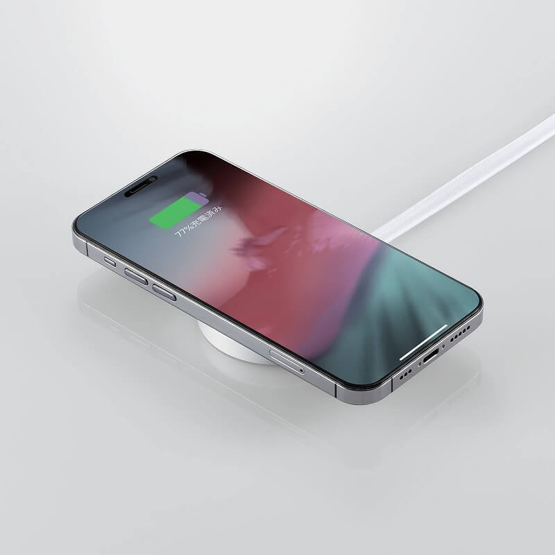マグネット対応だからiPhoneでは位置ずれの心配がありません