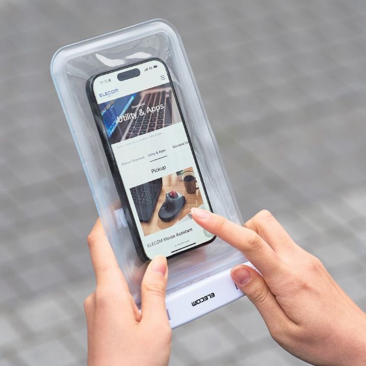 貴重品を分けて収納できる大小2つのポケット付き！スマートフォン用IPX8防水ケース「2ポケットタイプ」