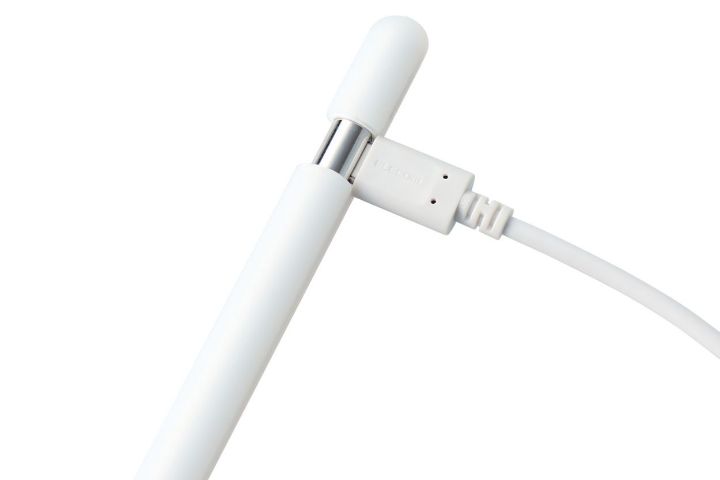 ペン先まで全体を覆って保護する、Apple Pencil (USB-C)用シリコングリップ