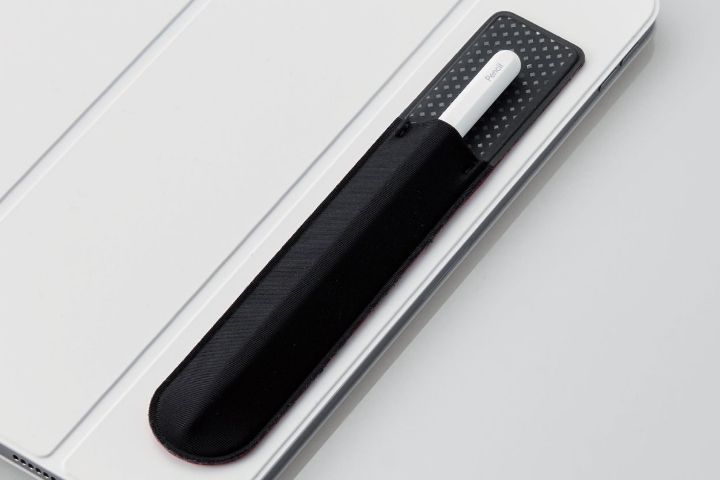 貼り付けるだけの簡単取り付けかさばらないApple Pencil用ケース