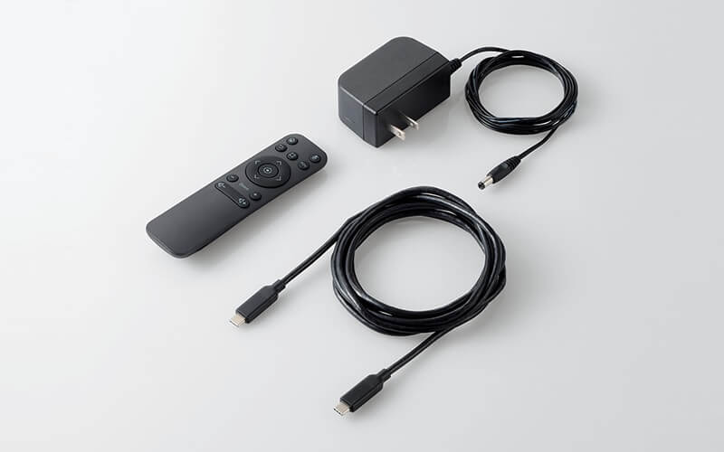 付属するリモコン、USB Type-Cケーブル、ACアダプター