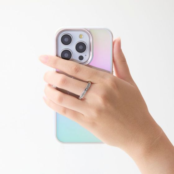 キラキラ光るストーンが散りばめられ、アクセサリーのように美しく手元を彩る「&me」シリーズのスマホリング・粘着タイプ