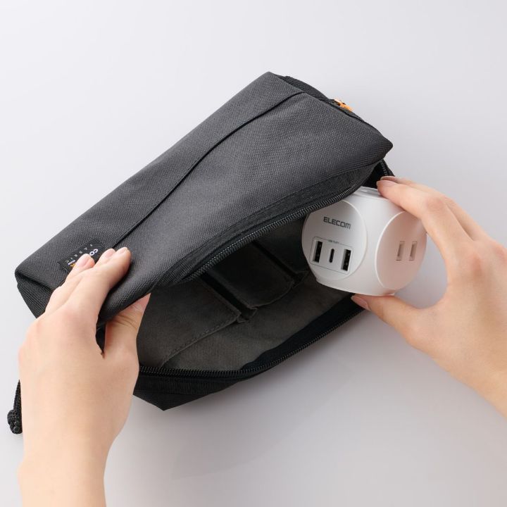 手のひらサイズで持ち運びに便利な球体タイプ