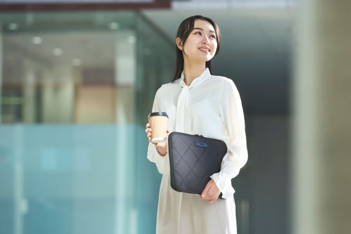 オトナ可愛いデザインのクロスステッチ