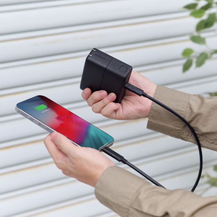 1台2役！USB Power Delivery AC充電器一体型モバイルバッテリー
