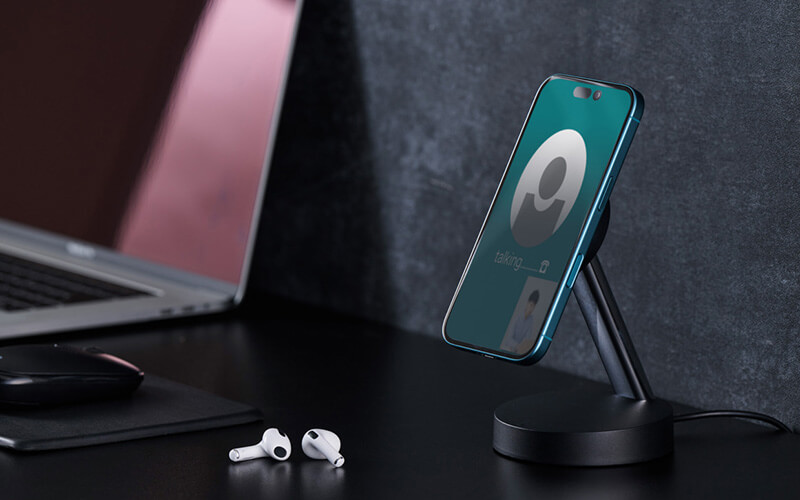 視聴しながらの充電が可能