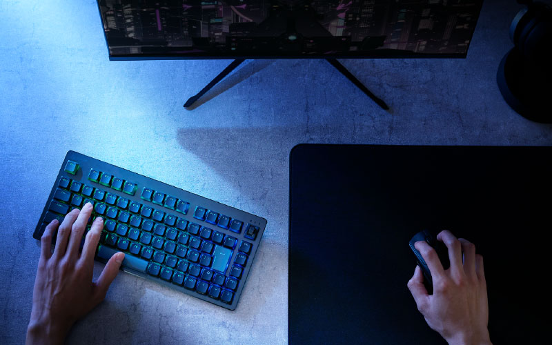 WASDをホームポジションとして、周辺のキーデザインを最適化