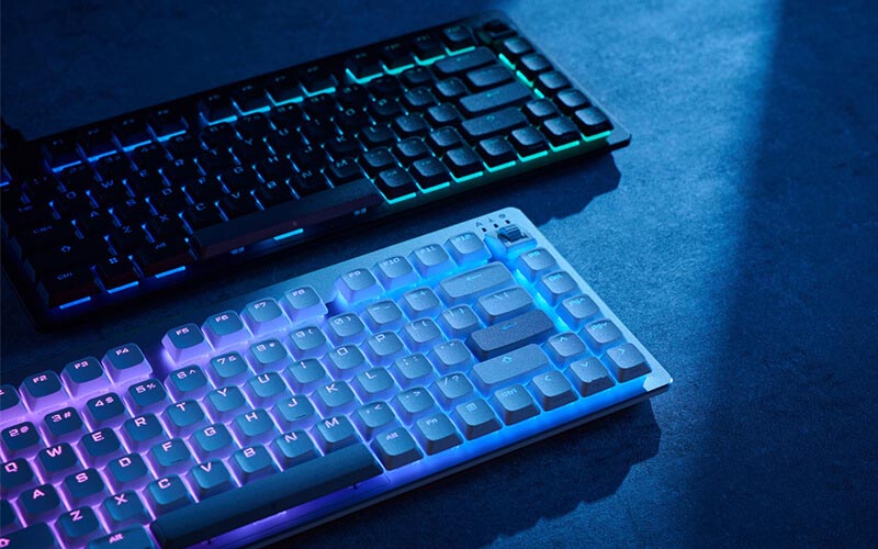 光り方のパターン、速度、色などは好みに合わせてカスタマイズ可能