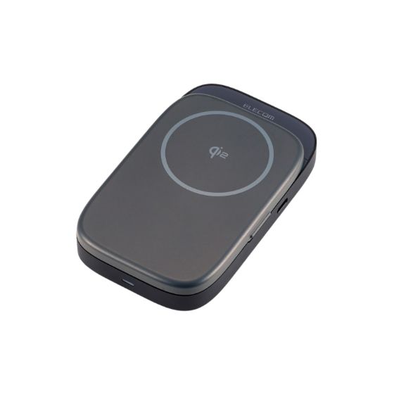 デスク周辺機器の接続を1台にまとめられる!Qi2対応ワイヤレス充電スタンド付きの4in1ドッキングステーション