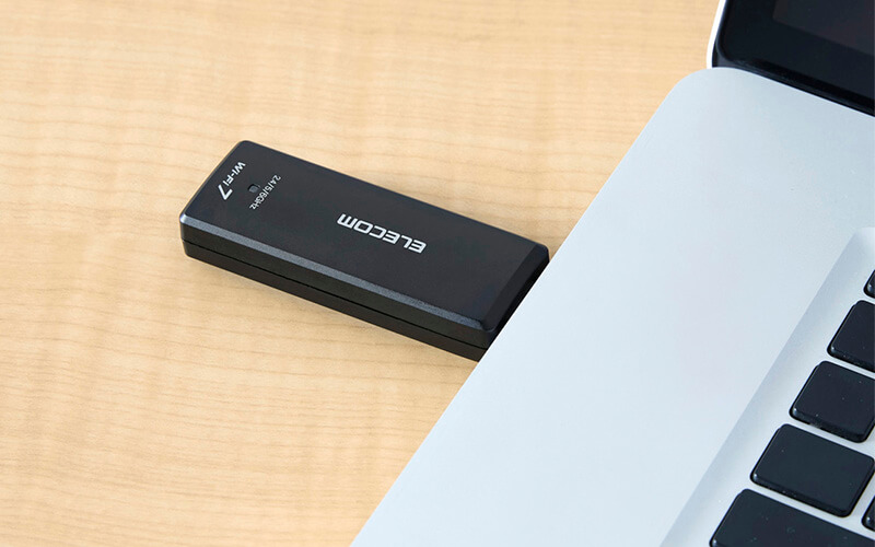 お使いの業務用パソコンが本製品により、6GHz帯・Wi-Fi 7対応パソコンにアップグレード