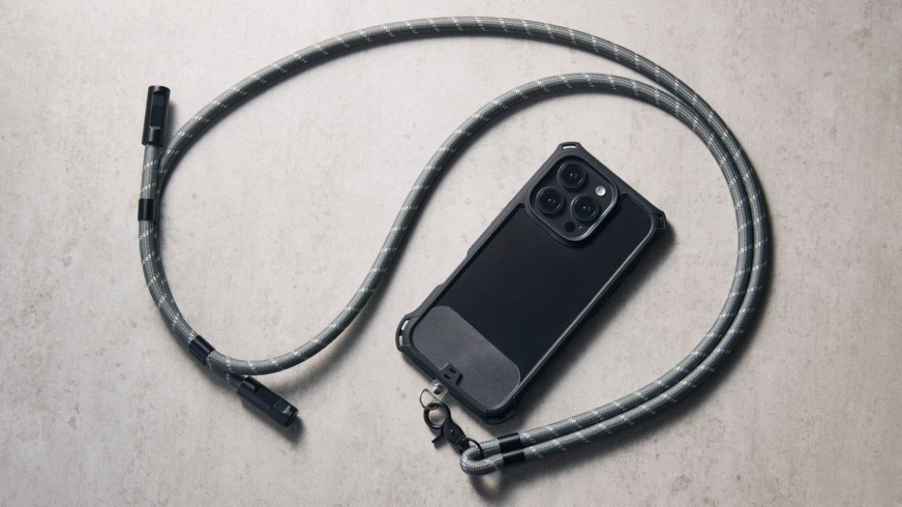 肩が痛くなりにくい直径8mmの丸ひもを採用!2in1仕様の充電ケーブルショルダーストラップ