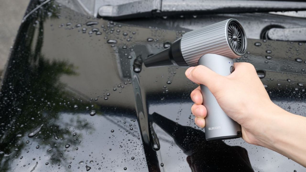 モンスター級パワーで水滴も爆風で吹き飛ばす！電動エアダスター(AD-ALB05BK)