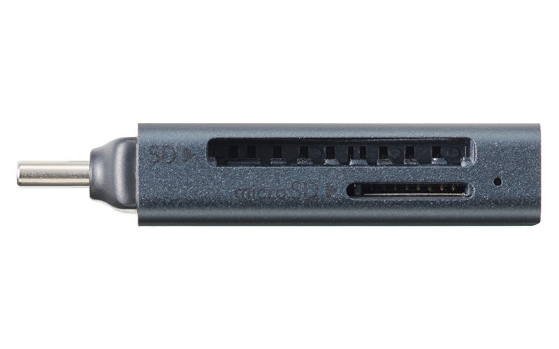 筐体にはアルミニウムを採用。SDカードとmicroSDカードの2スロットを装備