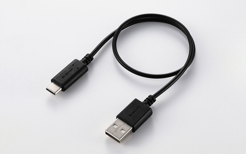 Bluetoothチェストピース用のUSB充電ケーブルが付属