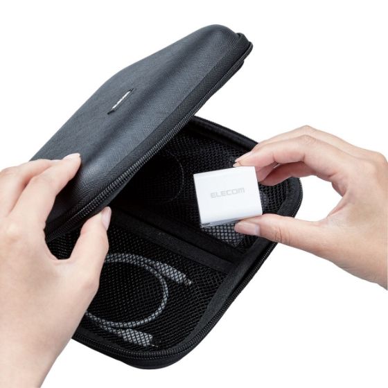 USB Type-CポートとUSB-Aポートを搭載!これ1台で多様なデバイスを充電できる、AC充電器
