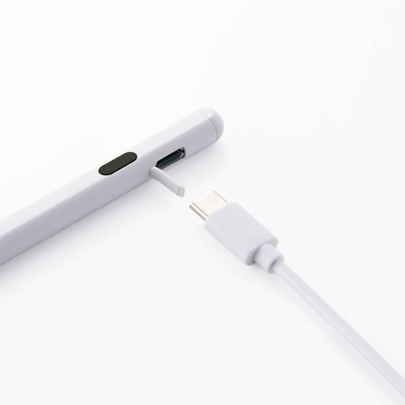 充電用のUSB Type-Cケーブルが付属