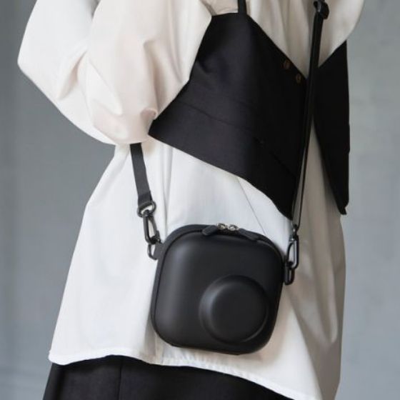 傷やホコリから守る!Instax miniシリーズ(チェキ)専用カメラケース