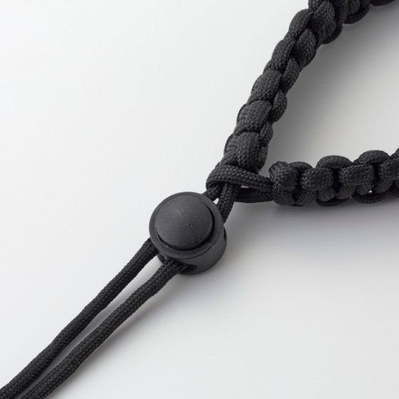 カメラの落下を防止!コンパクトタイプのカメラに使えるハンドストラップ