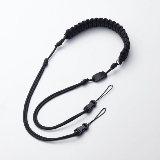 首掛け、肩掛け、たすき掛けの3WAY仕様!コンパクトタイプのカメラに使えるネックストラップ