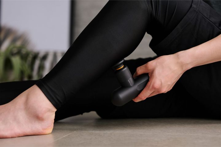 程よい重量感と強い刺激で狙った箇所を正確にケアできる!ECLER リフレッシュガン/ヘビーモデル