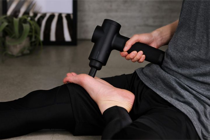 ズドンと強刺激で本気のセルフケア!ECLEARリフレッシュガン/インパクトモデル