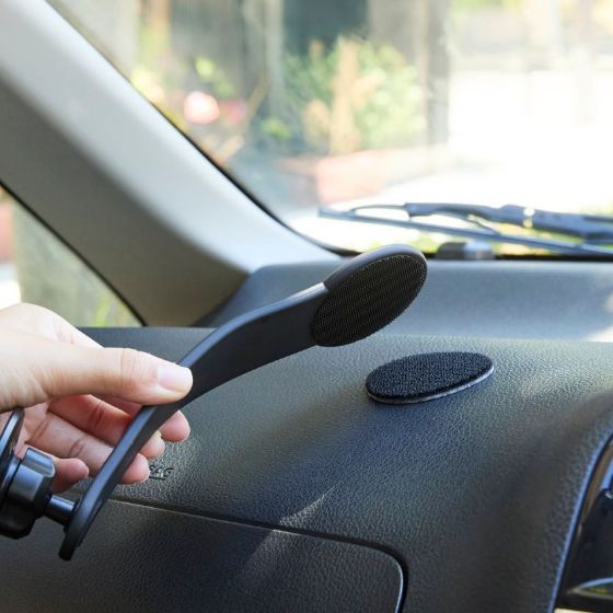 付属の面ファスナーステッカーでダッシュボードにしっかり固定!車載スマートフォンホルダー(粘着タイプ)