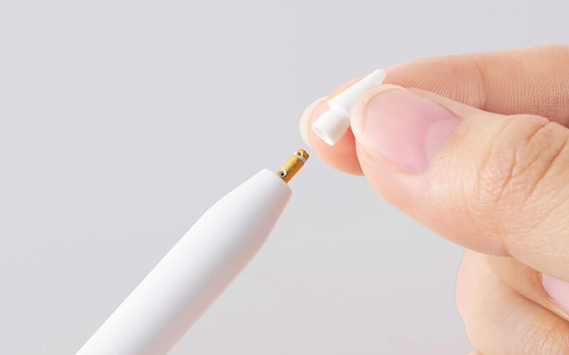 対応するApple Pencilのペン先とも交換可能