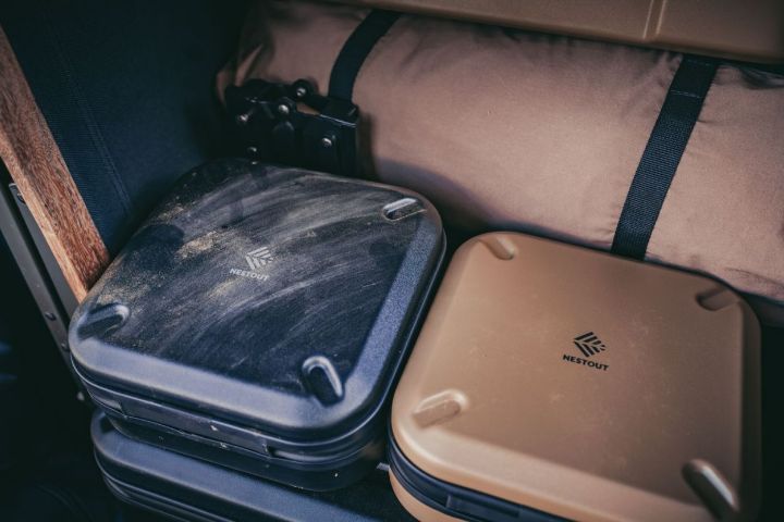 アウトドアシーンでの振動や衝撃から、大切なギアを守る!NESTOUT(ネストアウト)シリーズのギアケース