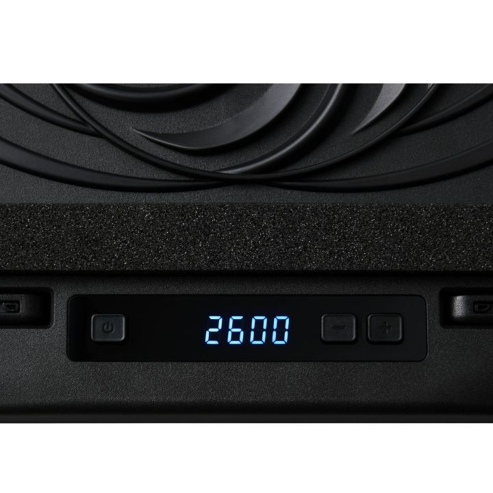 使用状況に合わせて、風量や角度を調節可能